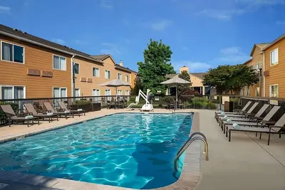 Image de Pleasant Stay, Convenient Location! 4 Convenient Units, Pets Are Welcome!