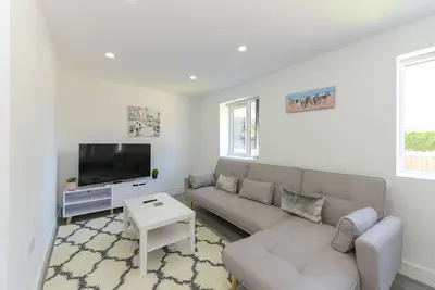 Image de Exquisite Contemporary 2bd Home, Low Carbon, Prkng