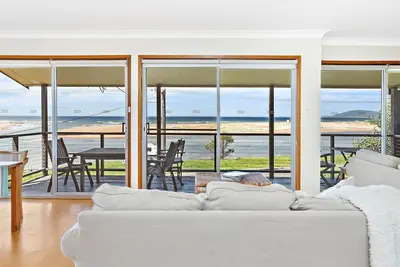Image de Beachfront Gerroa - Only Steps to the water