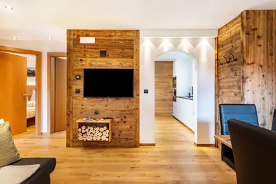 Image de Appartement de vacances \"Wegscheiderhof Gartenwohnung\" avec vue sur les montagnes, sauna et Wi-Fi