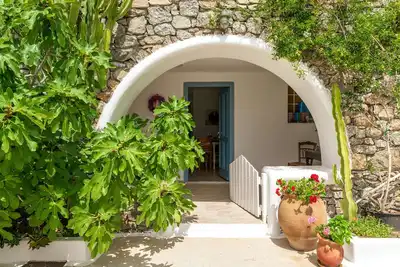 Image de Maison de vacances 'Afroditi Ftelia Gerani A' avec vue montagne, Wi-Fi et climatisation
