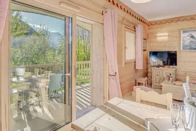 Image de Champagny-en-Vanoise : Appartement 6 pers, 55m² avec Accès Piscine & Spa