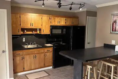 Image de 2 Bedroom cozy condo #12