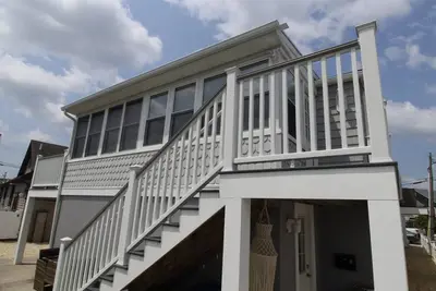 Image de Ran224-9 | Immaculate coastal condo, finished basement, pets, beach gear\/badges & more!