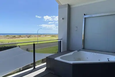 Image de The Pearl: 3 Br, 2 Ba Apartment in Jurien Bay, Sleeps 6
