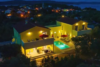 Image de Luxury Villa Gaby with Heated Pool, Božava