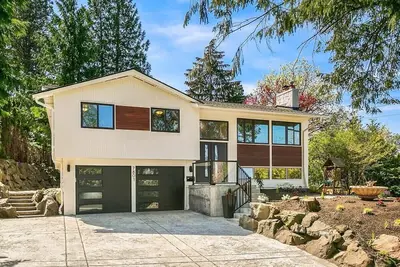 Image de Family-Friendly Modern Home |Mercer Island|☀Garden