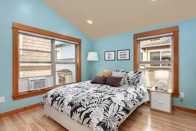 Image de Modern Townhouse near Dt Seattle & Stadium, Parking