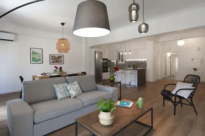 Image de Aiginitou6- A New Stunning Urban Sanctuary With A