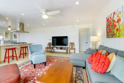 Image de Pet-Friendly El Cerrito Home: Deck, Sauna & Views!