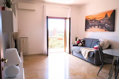 Image de A few minutes from Villa Pamphili, elegant panoramic apartment.