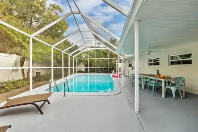 Image de Stunning Pool Home 15 Minutes to Clearwater Beach