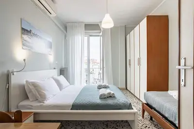 Image de Yellowsunny Apartment with Two Balconies