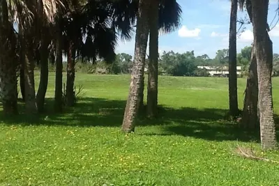 Image de Hurricane Victim special offer Pool Home \nNestled on the Golf Course