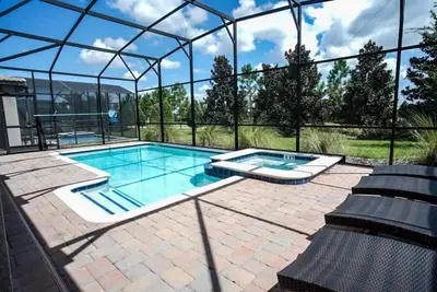 Image de Spacious 6-bedroom home in Davenport, Osceola County, perfect for 12 guests.