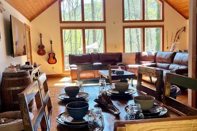 Image de Secluded Mountain Cabin Retreat Near Franklin & Highlands