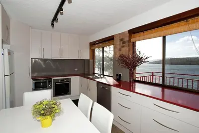Image de Ponti'S Lodge Waterfront Apartment. *Special Rates! *\nFree Wi Fi and Netflix