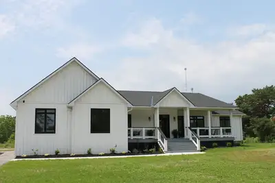 Image de The Beach house, Prince Edward County