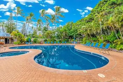 Image de Molokai condo Pool/Spa, 2 bedrooms/2 bathrooms. Walking distance to the beach.