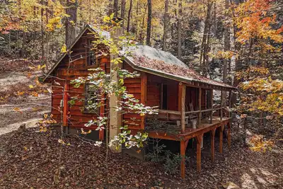 Image de High Top cabin at Cabin Fever in Nc!
