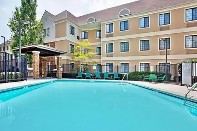 Image de Comfort and Relaxation! Outdoor Swimming Pool, Free Breakfast, Pet-friendly!
