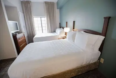 Ideal Mix of Comfort and Value! Outdoor Pool, Pet-friendly, Free Breakfast!