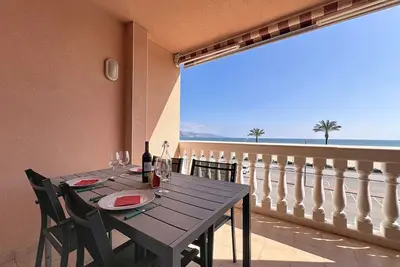 Image de Reserva Marenostrum - Magnifico piso  1era linea d