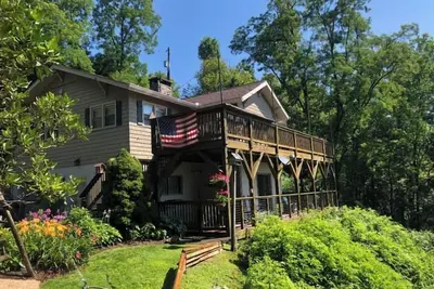 Image de Blowing Rock Mountain Resort Home The Aspen - 100 Mile View