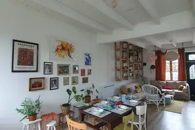 Image de Maison spacieuse pour 6 personnes au centre de Guerlesquin finistere bretagne