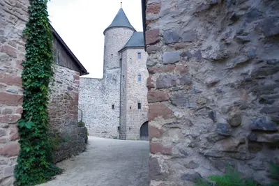 Image de Stylish castle house at Bertradaburg Castle