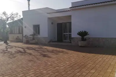 Image de Detached Villa Apulia, ( 5 Km From The Sea And 5 Km From Ostuni)