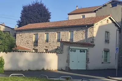 Image de Maison - Jardin et stationnement - Au détour de l'Arzon, location de vacances
