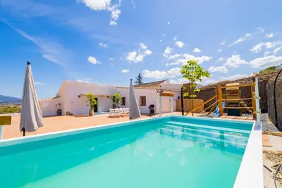 Image de Cubo's View Mountain El Ventorrillo House / aire de jeux / climatisation / piscine privée