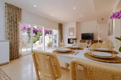 Image de Casa Andasol - maison de vacances près de la plage à Costabella