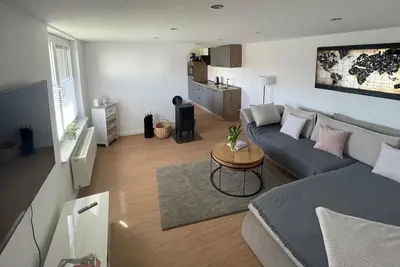 Image de New renovated vacation apartment in a quiet location (large fenced property)