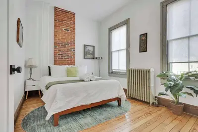 Image de Retro Retreat | Historic Home in Short North | Sleeps 10