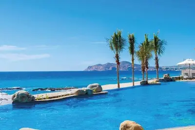 Image de Spectacular 3bd/4ba 3700sf Oceanfront Penthouse at Villa La Valencia