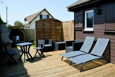 Image de Le Chalet à Hub - extérieur, proche de la plage