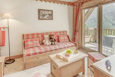 Image de Champagny-en-Vanoise : Appartement 3 pièces pour 6 personnes avec balcon et services inclus
