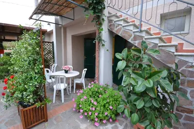 Image de Appartement 'Trilocale Vicino Alla Spiaggia' avec balcon, Wi-Fi et climatisation