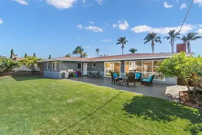 Image de Tres SalĂłn / Spacious / Family Friendly / Retreat
