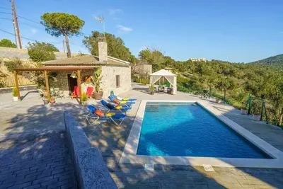 Villa Refugio Lux, Private Pool & Aircon