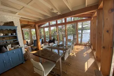 Image de Waterfront Paradise on Private Point