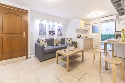 Image de Flat With Patio Near Acropolis & Herodion