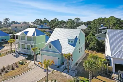 Image de Pool, Pickleball Court, Beach Access ~ Beachy Keen