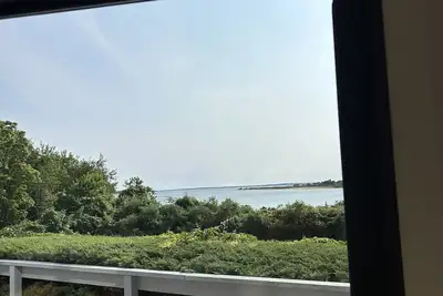 Image de Water views, paradise for a month on lovely shelter island for July