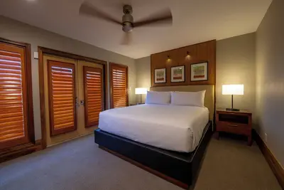 Image de Fairway/Water Serenity: Premier 4br Retreat