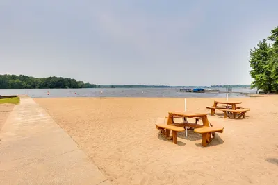 Image de Chippewa Lake Cottage w/ Fire Pit!