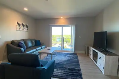 Image de New Condo centrally located on north end of Canandaigua Lake.