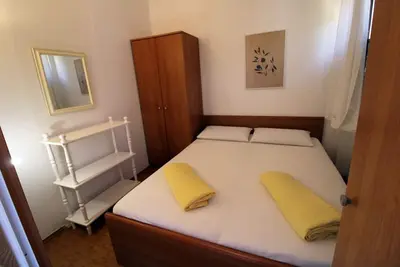 Image de Cozy Solitaire Suite: 1br, 1Bath, Triple Parking Haven for Two